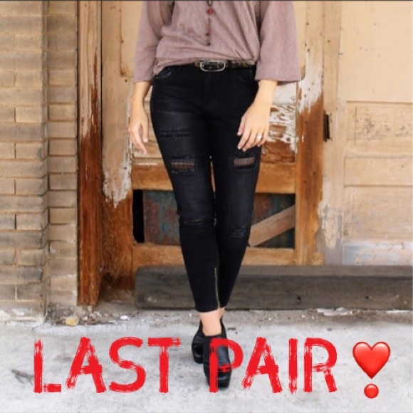 L&B Denim - DONATED!! L&B Black denim skinny jeans zipper